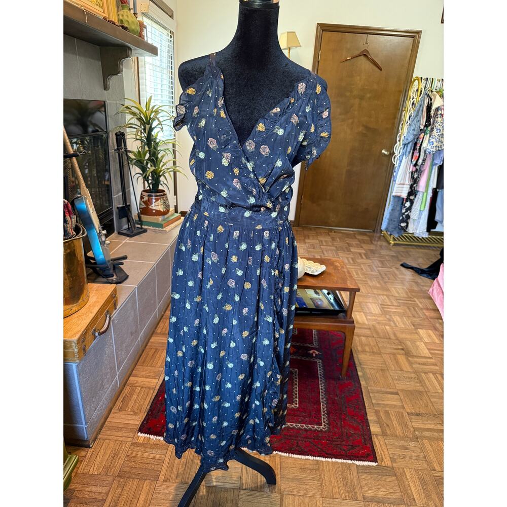 Vintage Romantic Black Floral V-Neck Dress with side zipper
